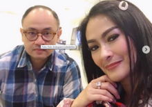 Iis Dahlia dan suami Satrio Dewandono 