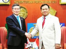 Menteri Pertahanan RI H. Prabowo Subianto menerima kunjungan kehormatan Menteri Pertahanan Republik Korea Jenderal (Purn) H. E. Mr. Jeong Kyeongdoo beserta rombongan (foto/int)