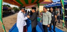 Bupati Kuansing Mursini lantik tujuh Kades dari Negeri Ujung Timur (foto/Zar) 