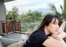 Via Vallen unggah foto sedang melamun (foto/int)