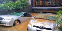 Ilustrasi mobil terkena banjir (R24/int)