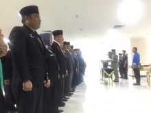 Detik-detik pengambilan sumpah jabatan pada Pelantikan pejabat Pemko Pekanbaru. (R24/put)