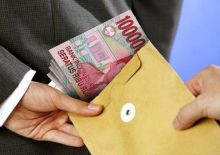 Ilustrasi suap. (Int)