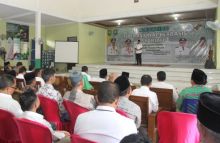 Gubernur Provinsi Riau Syamsuar melaunching operasional tiga Koperasi Syariah, yang ada di Kabupaten Siak (foto/int)