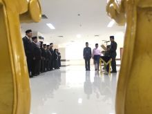 Pelantikan pejabat Pemko Pekanbaru oleh Sekda, M Noer. (R24/put)