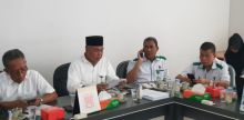 Rektor UIR saat menyampaikan kabar gembira terbitnya izin program S3 hukum
