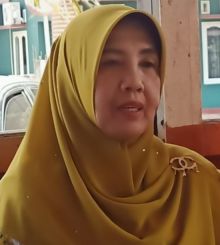 Istri Bupati Pelalawan Ratna Mainar mengaku tidak mengunggulkan salah satu anaknya, untuk maju dalam Pilkada Pelalawan (foto/int)