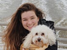 Paige Gozon yang mengaku tak pernah keramas rambut hingga delapan tahun. Foto: int 