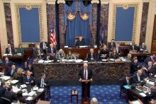 Sidang pemakzulan Presiden AS Donald Trump memanas