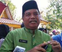 Kadisdik Pekanbaru, Abdul jamal