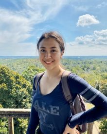 Sherina sedang bertualang di hutan Kalimantan (foto/int)