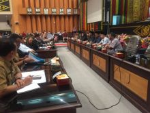 Hearing DPRD, Pemko Pekanbaru dan pedagang STC (R24/put)