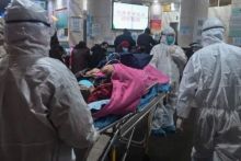 Pasien virus Corona menjalani proses pengobatan di rumah sakit. Foto: int (Ilustrasi) 