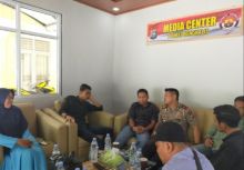 Perwakilan dari mahasiswa mendatangi kantor Satlantas Polres Bengkalis (foto/Hari)