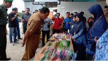 Loka Badan Pengawas Obat dan Makanan (BPOM) Kabupaten Indragiri Hilir (Inhil) menggelar pemusnahan barang hasil penindakan (foto/Rgo)