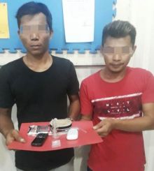 Polsek Lubuk Batu Jaya berhasil menangkap dua orang diduga telah melakukan dugaan tindak pidana narkotika (foto/Rou)