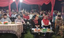 Anggota DPRD Kuansing dari Partai PDI-P, Hj. Juniwarti Halim melakukan reses di Desa Titian Modang Kenegerian Kopah Kecamatan Kuantan Tengah (foto/Zar)