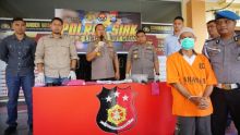 TA diamankan Satreskrim Polres Siak dirumahnya (foto/Lin)
