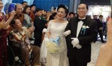 Sang mempelai wanita yang telah sendiri selama 68 tahun, akhirnya menikahi pria yang menjadi cinta pertamanya. Foto: int 