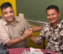 Foto pertemuan Ketua Gerindra Siak, Sutarno dengan Ketua DPC Partai Demokrasi Indonesia Perjuangan Siak (Foto/lin)