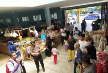 Kepolisian Sektor Polsek Bengkalis menggelar apel bersama dalam aksi bersih bersih (foto/int)