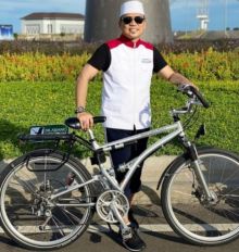 Ustadz Das'ad Latif namun tetap menjaga diri agar tidak tertular virus corona (foto/int)