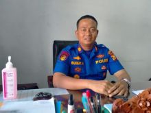 Satuan Polisi air (Satpol Air) Polres Bengkalis, akan terus meningkatkan kewaspadaannya di wilayah perairan Polres Bengkalis untuk mencegah merebaknya virus Corona (foto/Hari)