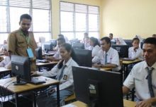 Dinas Pendidikan Kabupaten Pelalawan menyurati seluruh Kepala Sekolah TK, SD dan SLTP serta Korwil Bidang Pendidikan se Kabupaten Pelalawan, untuk memberitahukan sistem kerja PNS dan Non PNS dalam upaya pencegahan penyebaran virus Corona (foto/Ardi)