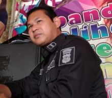 Polres Kuansing melakukan penyemprotan disinfektan untuk cegah penyebaran virus corona (foto/Zar)