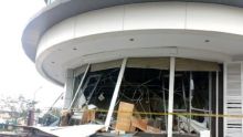 Kafe di areal Ramayana Plaza Medan yang rusak akibat ledakan gas. Foto: int 