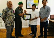 Cegah Karhutla, Manajemen PTPN V Serahkan Bantuan Alat Pemadam Kebakaran Kepada Pihak Kodim 0313/Kampar