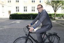 Stephan von Dassel, Wali Kota Distrik Berlin, Jerman