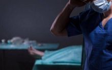 Pelajar SMP tewas gara-gara minum miras yang dioplos pakai minuman serbuk (foto/ilustrasi)