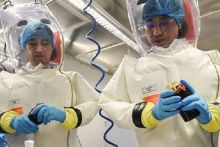 Peneliti di laboraturium Virologi Wuhan