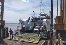 Wakil Ketua DPRD Kabupaten Bengkalis, Kaderismanto merasa kecewa dengan Dinas Perhubungan (Dishub) Bengkalis yang mengabaikan Standar Pelayanan Minimum (SPM) dalam memberikan pelayanan kepada pengguna jasa Roro Bengkalis (foto/Hari)