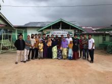 Sikap terpuji dan mulia ditunjukan anak-anak muda setingkat SMA di Pangkalan Kerinci, ditengah wabah Covid-19 (foto/Ardi)
