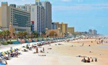 Amerika Serikat (AS) cabut aturan lockdown yang diberlakukan sebelumnya (foto/Int)