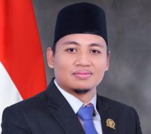 Tiga orang Anggota Dewan Perwakilan Rakyat Daerah (DPRD) Kabupaten Bengkalis dari Partai Nasional Demokrat (Nasdem), Askori, S.St.Pi, Mustar J Ambarita dan Rosmawati Sinambela bulatkan niat untuk mengalihkan pokok pikiran (pokir) yang dialokasikan dalam Anggaran Pendapatan dan Belanja Daerah (APBD) 