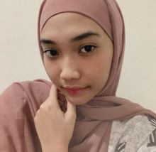 Sempat Heboh Jadi Mualaf Bulan Ramadhan 2020, Ini Potret Terbaru Cindy Caroline Berhijab (foto/int)