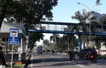 Spanduk Bertuliskan Usir TKA China Dari Indonesia di Pekanbaru sudah dicopot (foto/int)