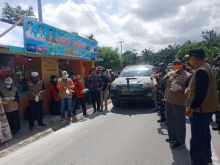 Bupati Inhil Pastikan Check Point di Wilayah Perbatasan Berjalan Sesuai Aturan (foto/ist)