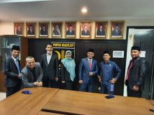 Hamdani bersama anggita fraksi PKS DPRD Kota Pekanbaru