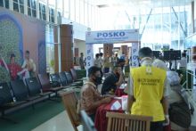 Gubernur di Posko Penanganan Covid-19 Band are SSK II