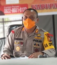 Kapolres Inhil Kawal Penyaluran BST Tahap Pertama Hingga Dini Hari (foto/ist)
