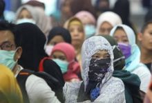 Warga berdesakan meski Indonesia masih dilanda wabah Corona (ilustrasi) Foto: int