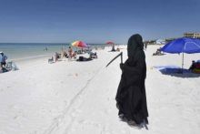 Sosok malaikat maut di pantai Florida