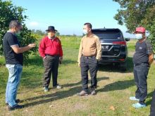 Wagubri Edi Natar meninjau lahan yang akan menjadi Pusdiklat BUMP