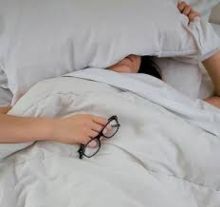 Tak Hanya Alami Sakit Leher, Inilah 7 Penyakit yang Mengintai Jika Anda Salah Memilih Bantal Untuk Tidur