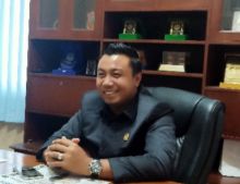 Dewan Minta Pasar Kaget Ditutup Permanen (foto/Ardi)