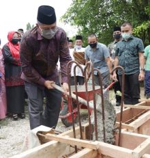 Bupati Alfedri: Pesantren Semakin Diminati, Jumlah Santri Semakin Bertambah (foto/ist)